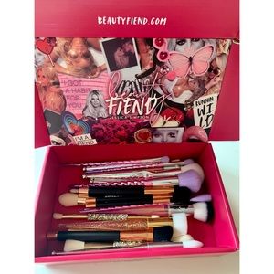 Beauty Fiend by Jessica Simpson Makeup Brushes